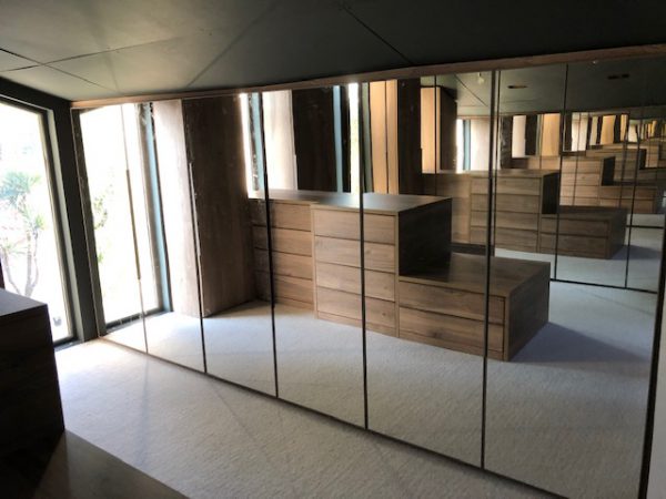 Walk-In Wardrobe in Girona