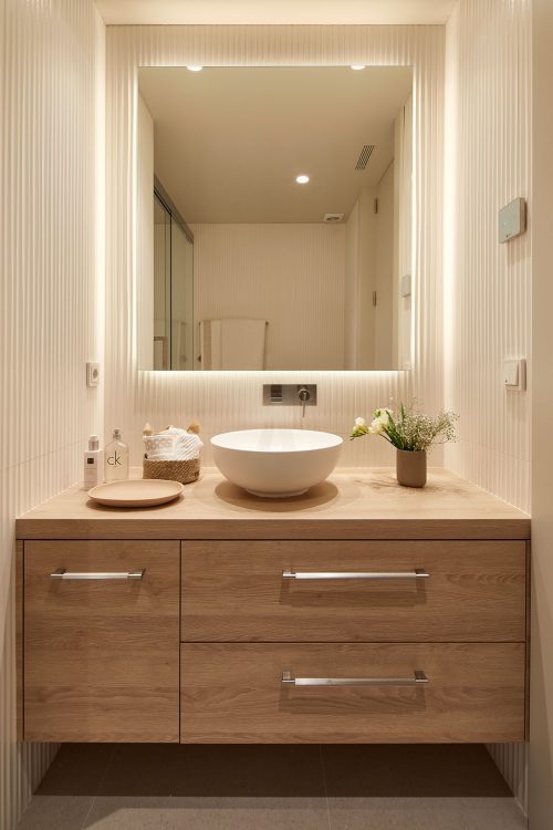 Mueble baño proyecto del apartamento Cervantes